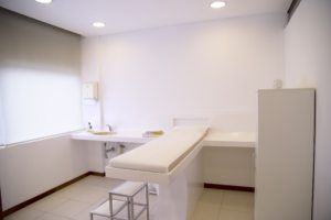 Image of a New York City medical office. Sanitizing and cleaning these offices is important to ensure safety standards are met, cleaning medical offices nyc.
