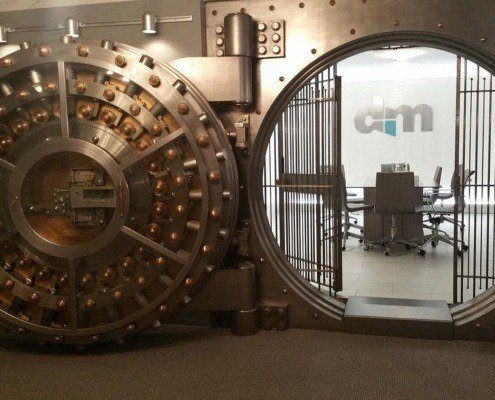 Professional New York City office cleaners providing secure office cleaning services in NYC. SanMar is a bonded and insured NYC office cleaning company.