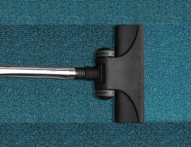 Carpet cleaning wand used by nyc commercial cleaners to clean carpet in New York City, Manhattan, Brooklyn, Bronx, Queens.