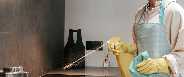 Hire the best commercial cleaning NYC janitors. SanMar janitorial staff cleaning commercial office space.