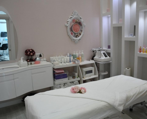 NYC Spa cleaned with Eco-Friendly products by SanMar Building Services. They specialize in Spa Cleaning NYC